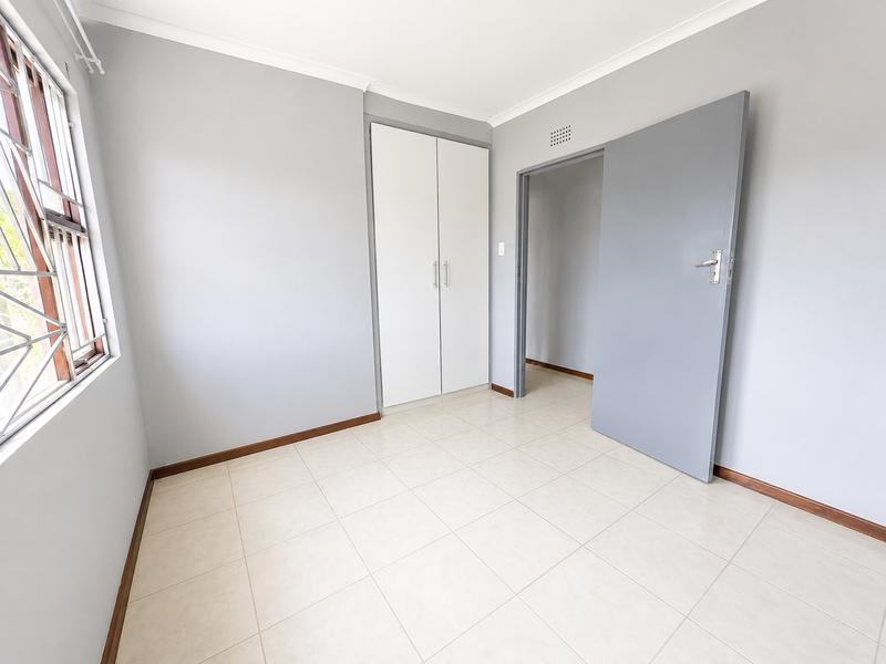 To Let 4 Bedroom Property for Rent in Northcrest Eastern Cape